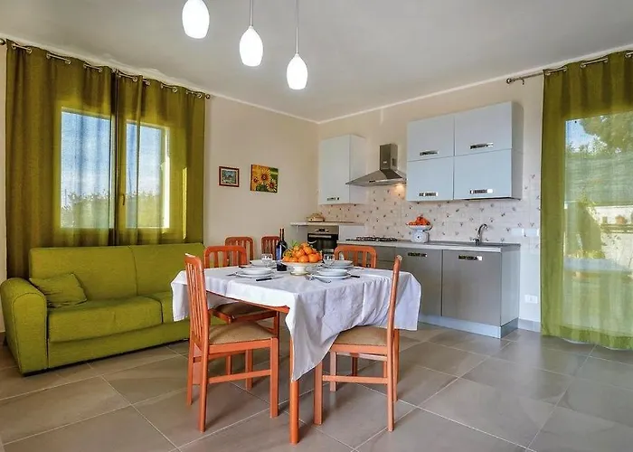 Teresa Tra Il Mare E La Campagna *